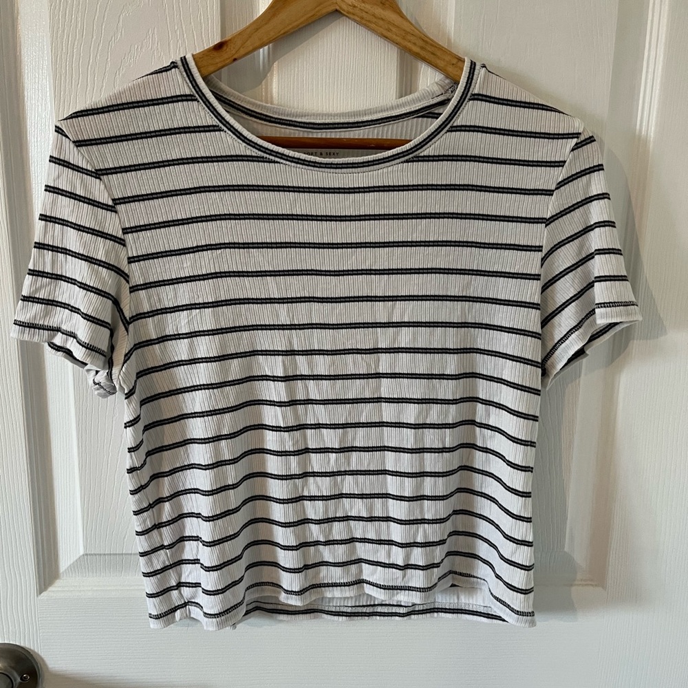 American Eagle Cropped T-Shirt